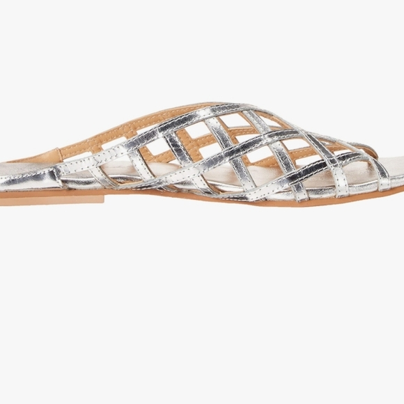 Matisse Women's Silver Sandals Size 6 - Picture 3 of 4